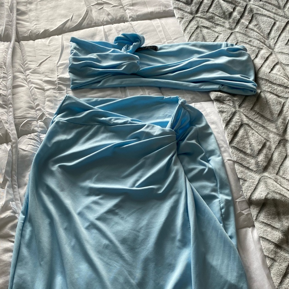 2 piece set